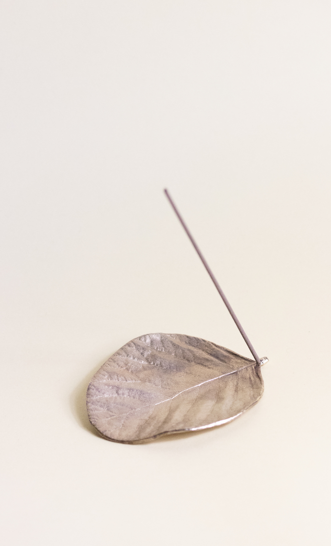 le porte encens feuille 