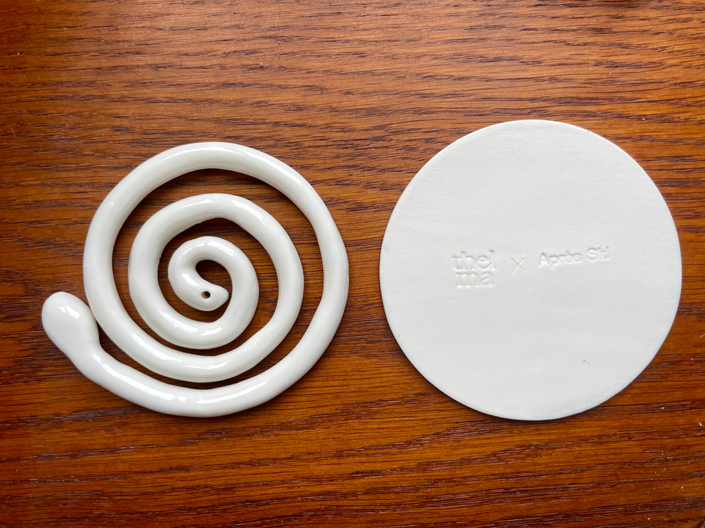 porte-encens serpent thelma paris & après ski