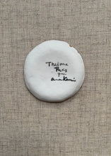 Charger l&#39;image dans la galerie, Thelma Paris - Le porte-encens d&#39;Anna Karin pour Thelma Paris 
