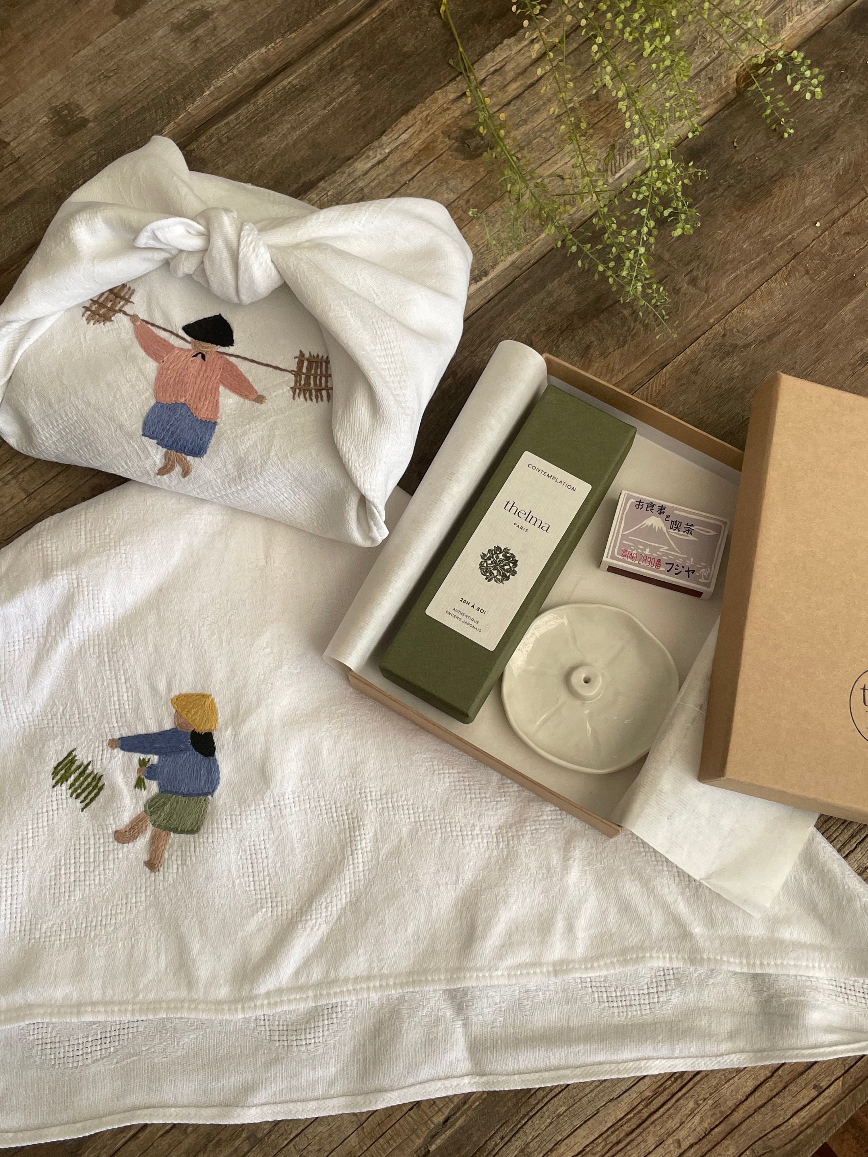 The Rtiual box with The Furoshiki - Célia Bruneau x Thelma Paris